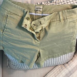 Crew green shorts